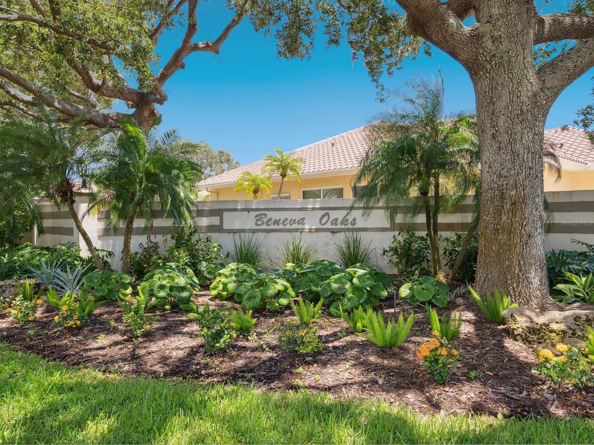 3648 BENEVA OAKS BOULEVARD — photo 53 of 54