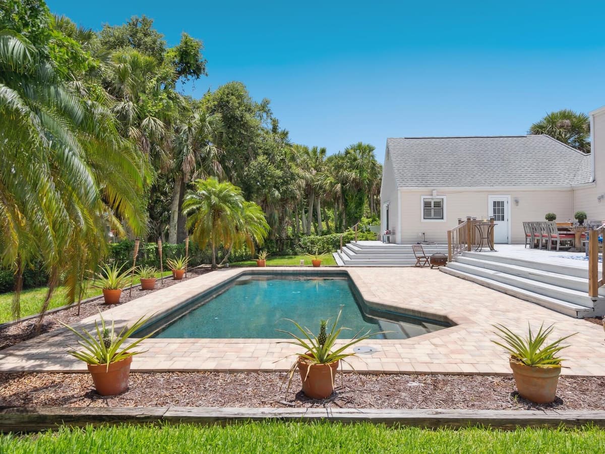 3648 BENEVA OAKS BOULEVARD — photo 33 of 54