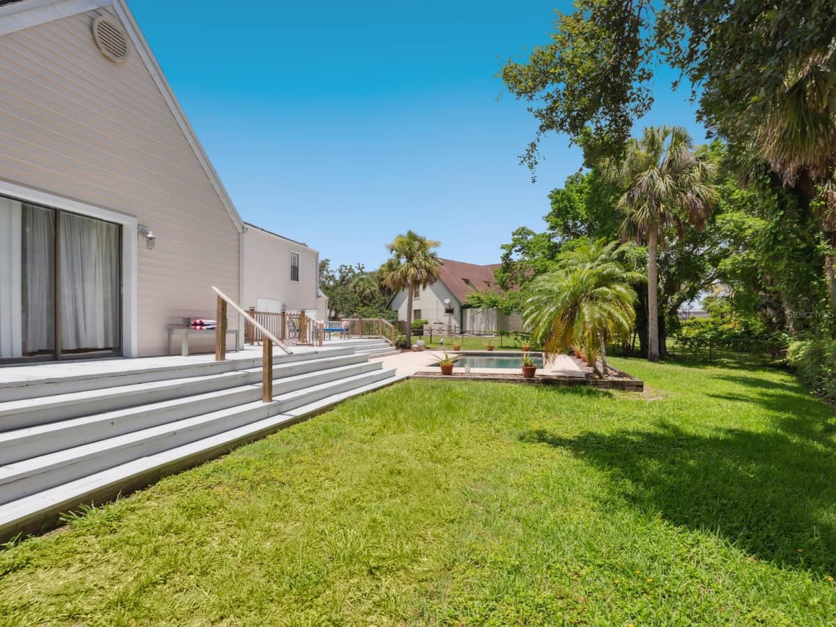 3648 BENEVA OAKS BOULEVARD — photo 36 of 54