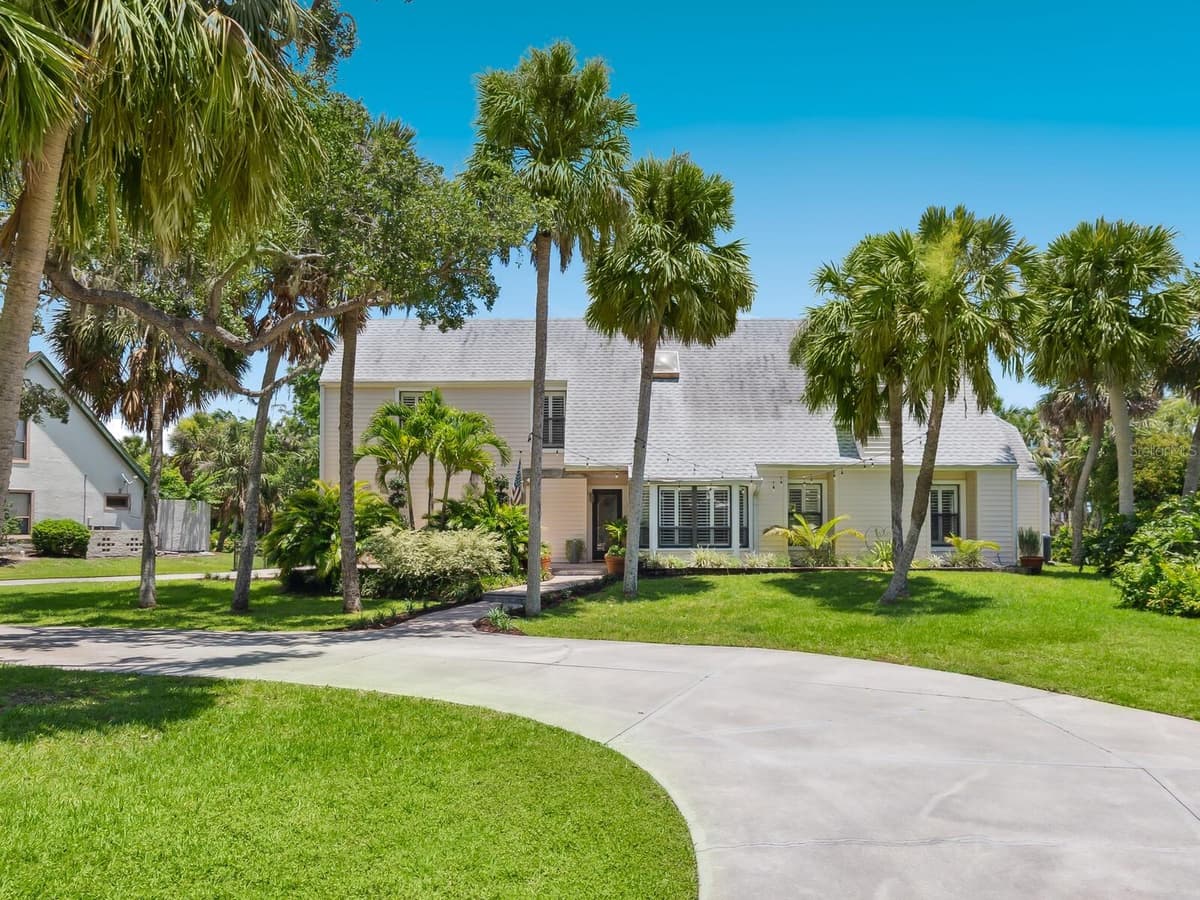 3648 BENEVA OAKS BOULEVARD — photo 2 of 54