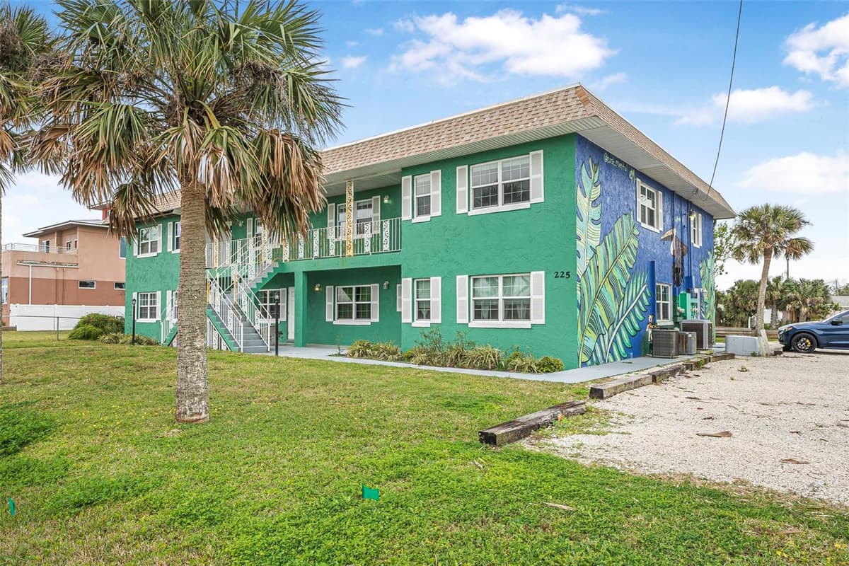 225 FLAGLER AVENUE — photo 3 of 50