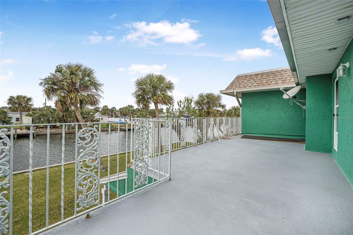 225 FLAGLER AVENUE — photo 18 of 50