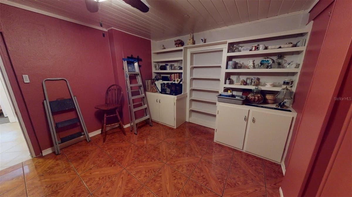 1405 LAKE REEDY BOULEVARD — photo 21 of 32