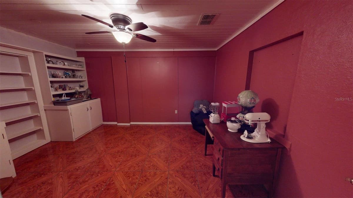 1405 LAKE REEDY BOULEVARD — photo 20 of 32