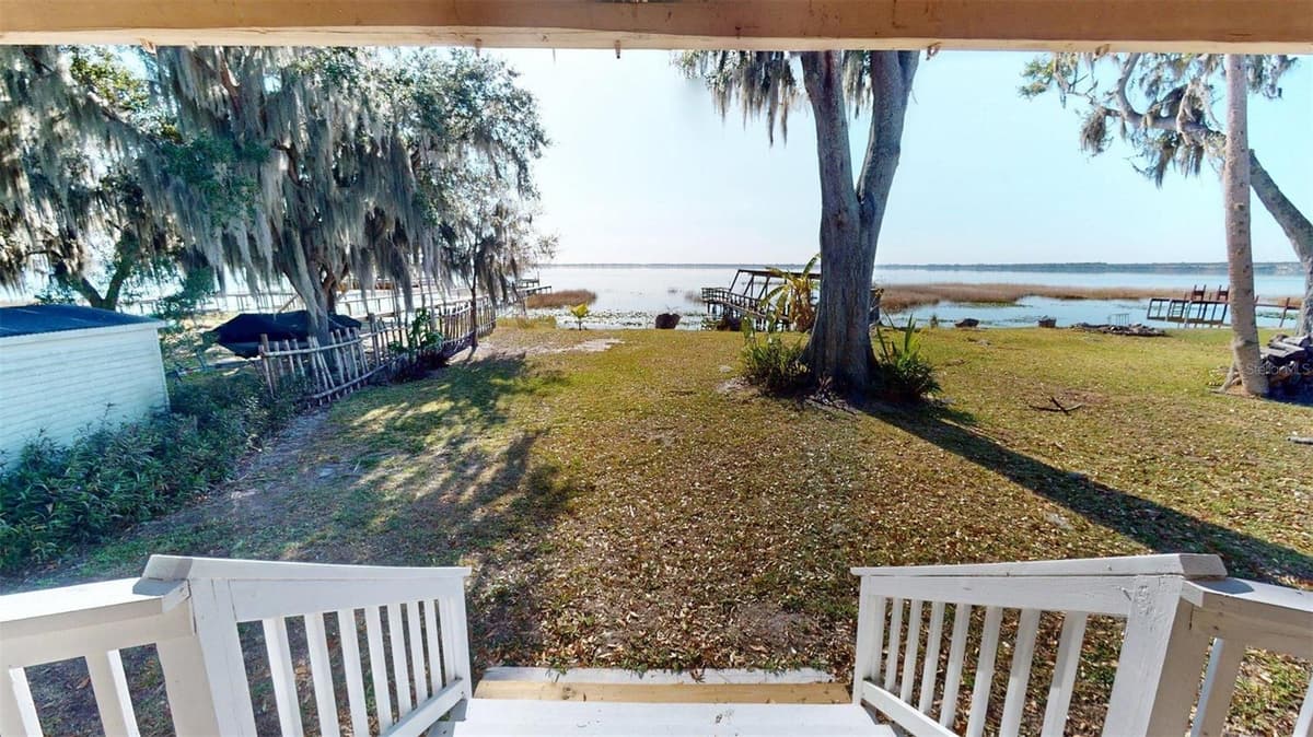 1405 LAKE REEDY BOULEVARD — photo 25 of 32