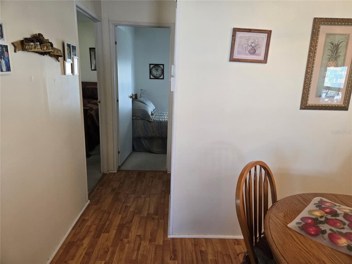 386 TOWNBRIDGE DRIVE — photo 32 of 86