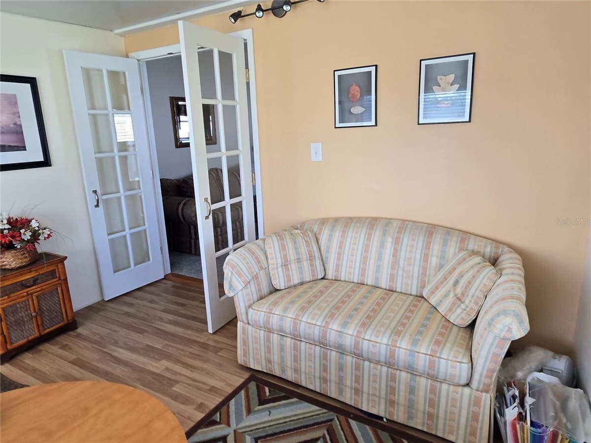 386 TOWNBRIDGE DRIVE — photo 28 of 86