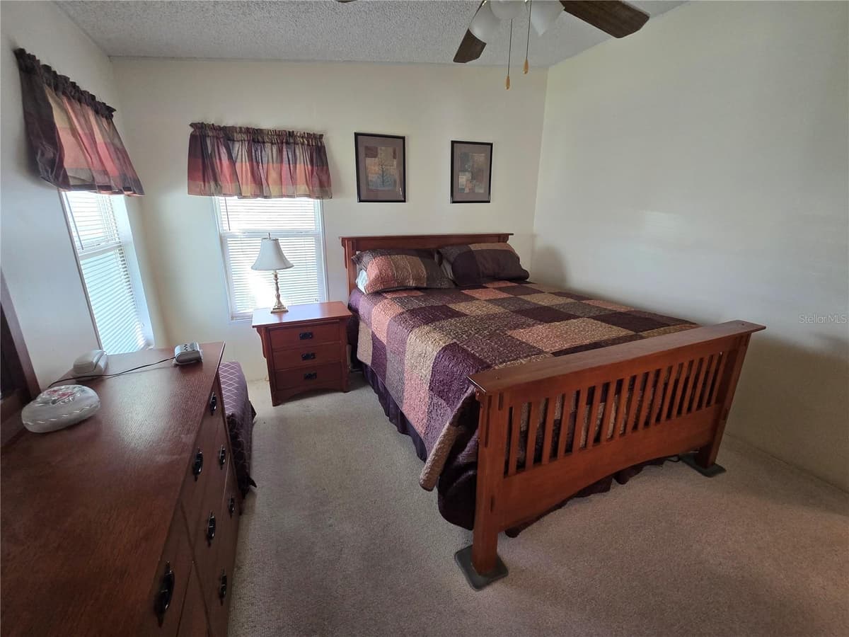 386 TOWNBRIDGE DRIVE — photo 40 of 86