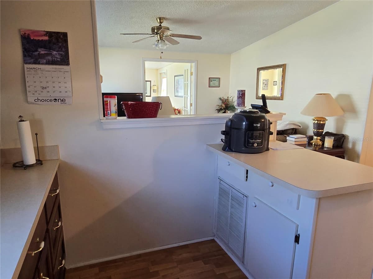386 TOWNBRIDGE DRIVE — photo 19 of 86