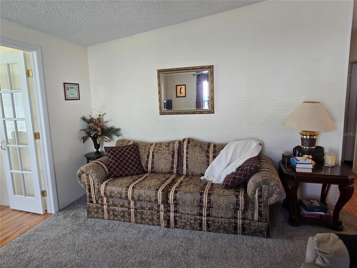 386 TOWNBRIDGE DRIVE — photo 24 of 86