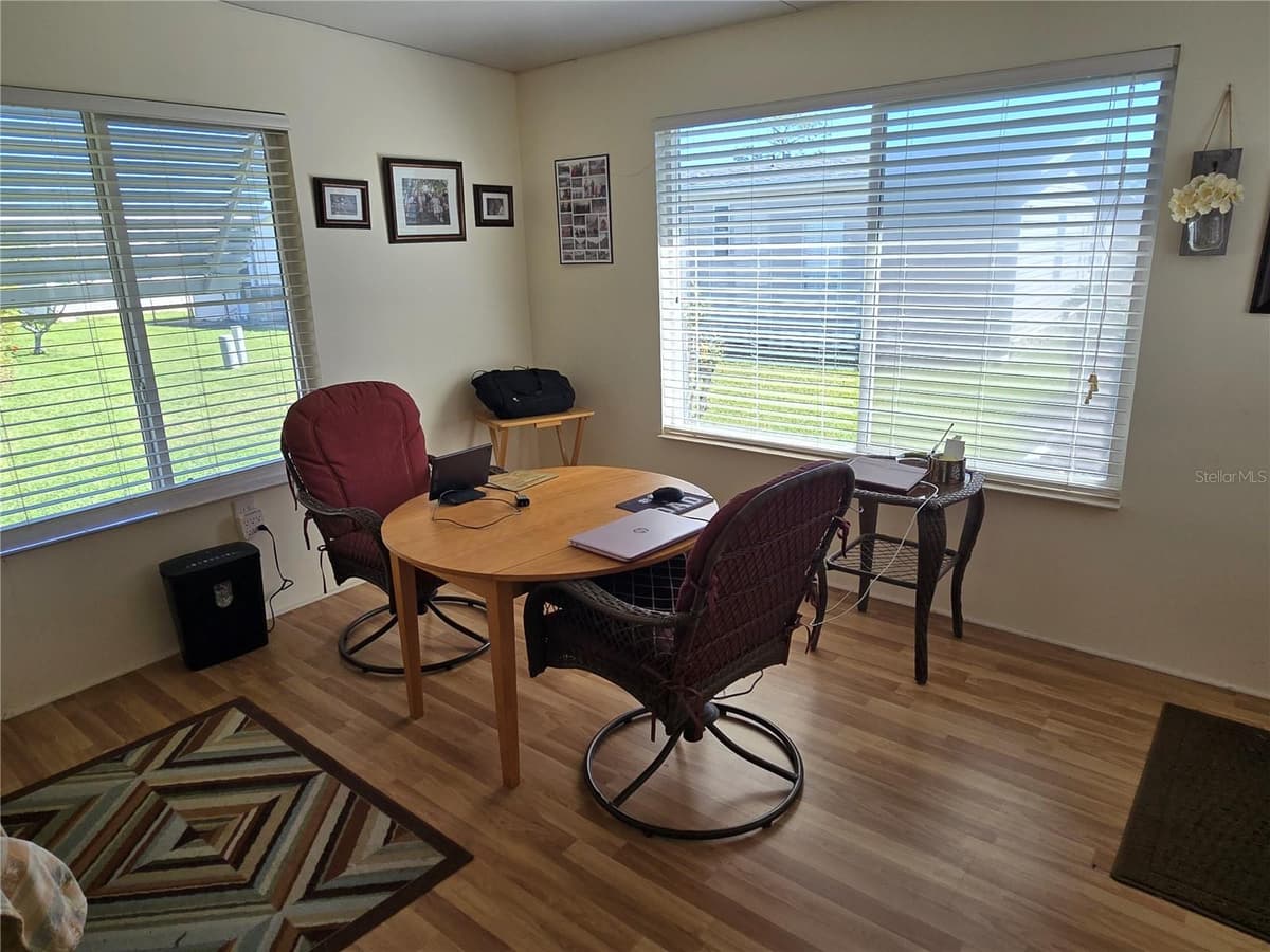 386 TOWNBRIDGE DRIVE — photo 26 of 86