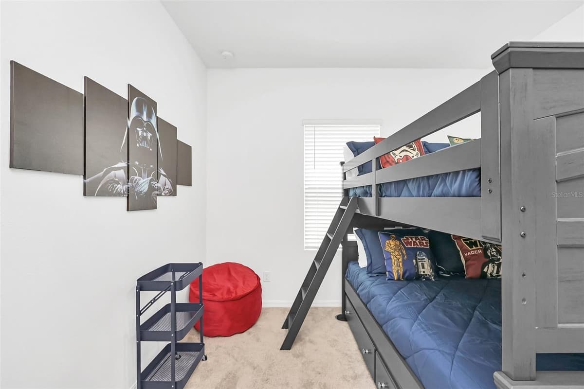 2039 DERWENT DRIVE — photo 31 of 44