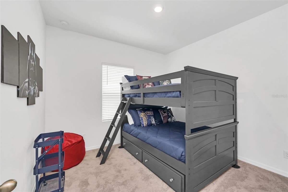 2039 DERWENT DRIVE — photo 30 of 44