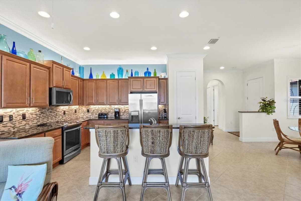 10412 CROOKED CREEK DRIVE — photo 11 of 73