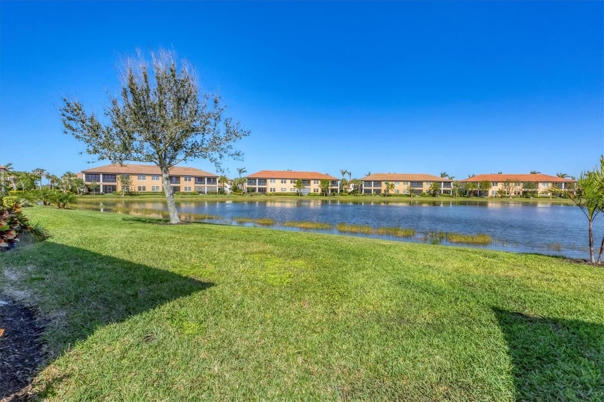 10412 CROOKED CREEK DRIVE — photo 44 of 73