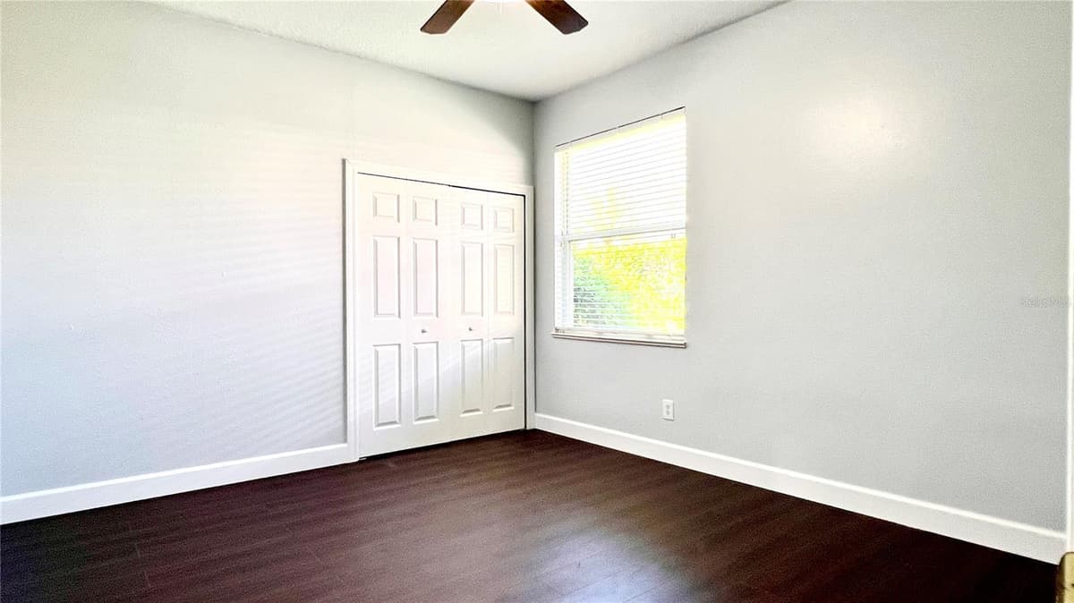 8854 OAK LANDINGS COURT — photo 31 of 61