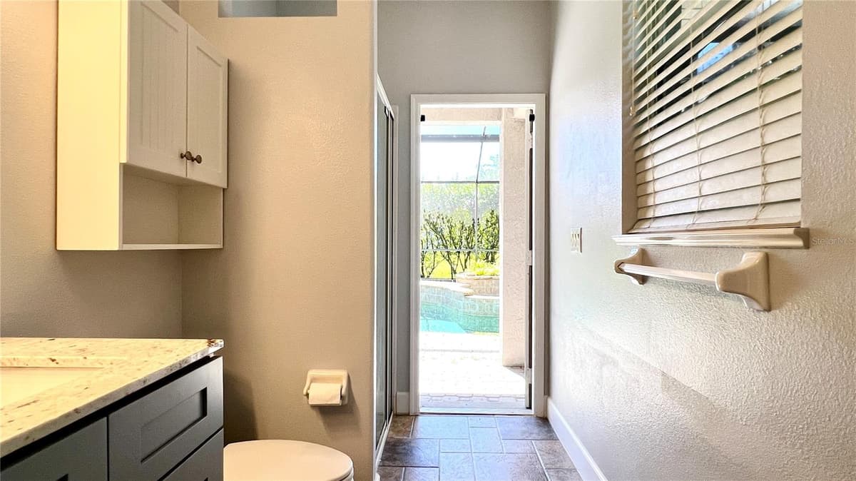 8854 OAK LANDINGS COURT — photo 33 of 61