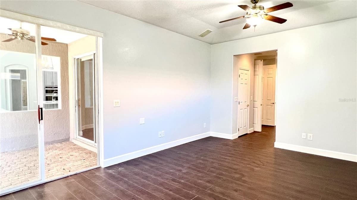 8854 OAK LANDINGS COURT — photo 36 of 61