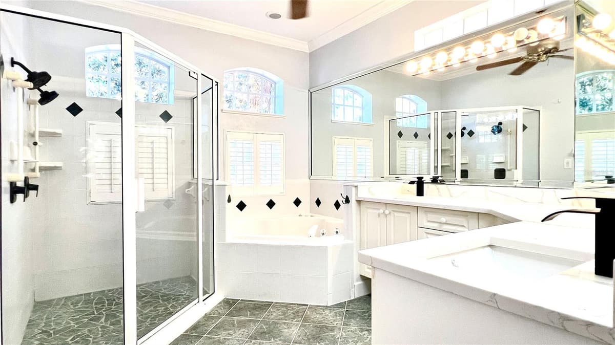 8854 OAK LANDINGS COURT — photo 39 of 61