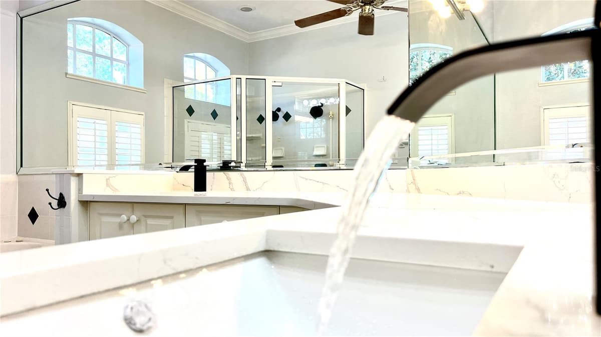 8854 OAK LANDINGS COURT — photo 43 of 61