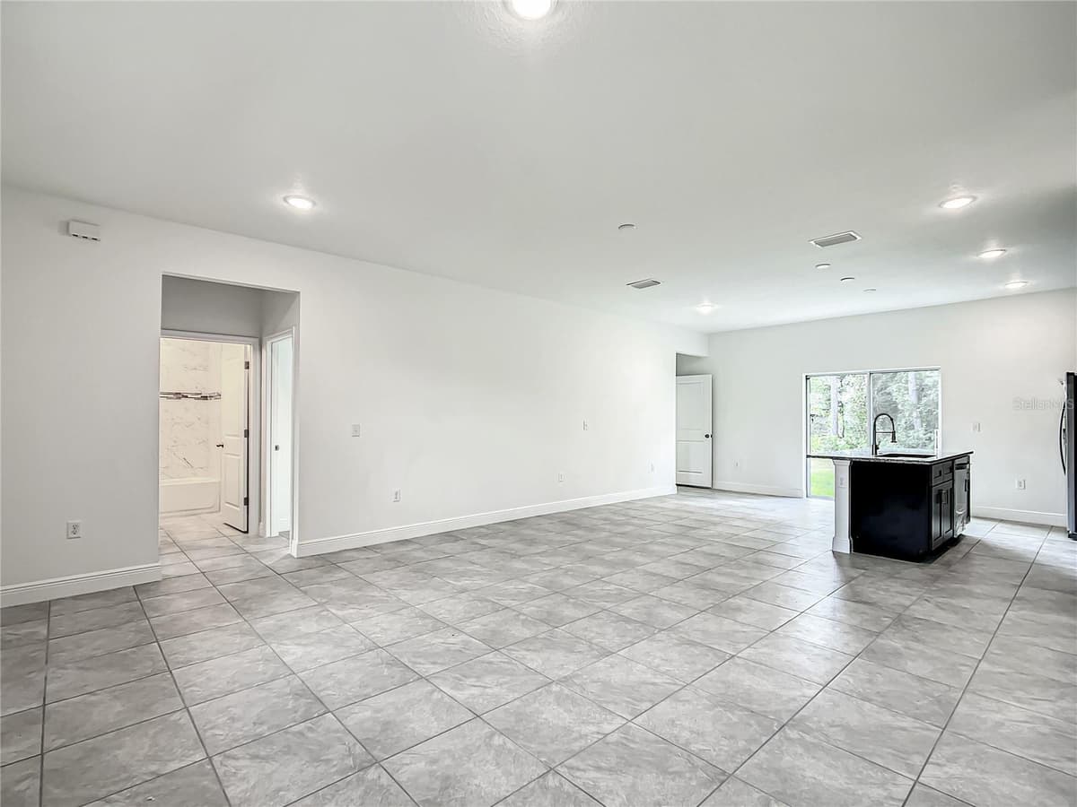 406 MARION OAKS TRAIL — photo 21 of 55