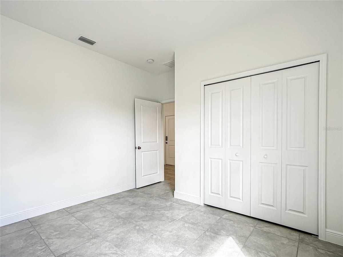 406 MARION OAKS TRAIL — photo 33 of 55