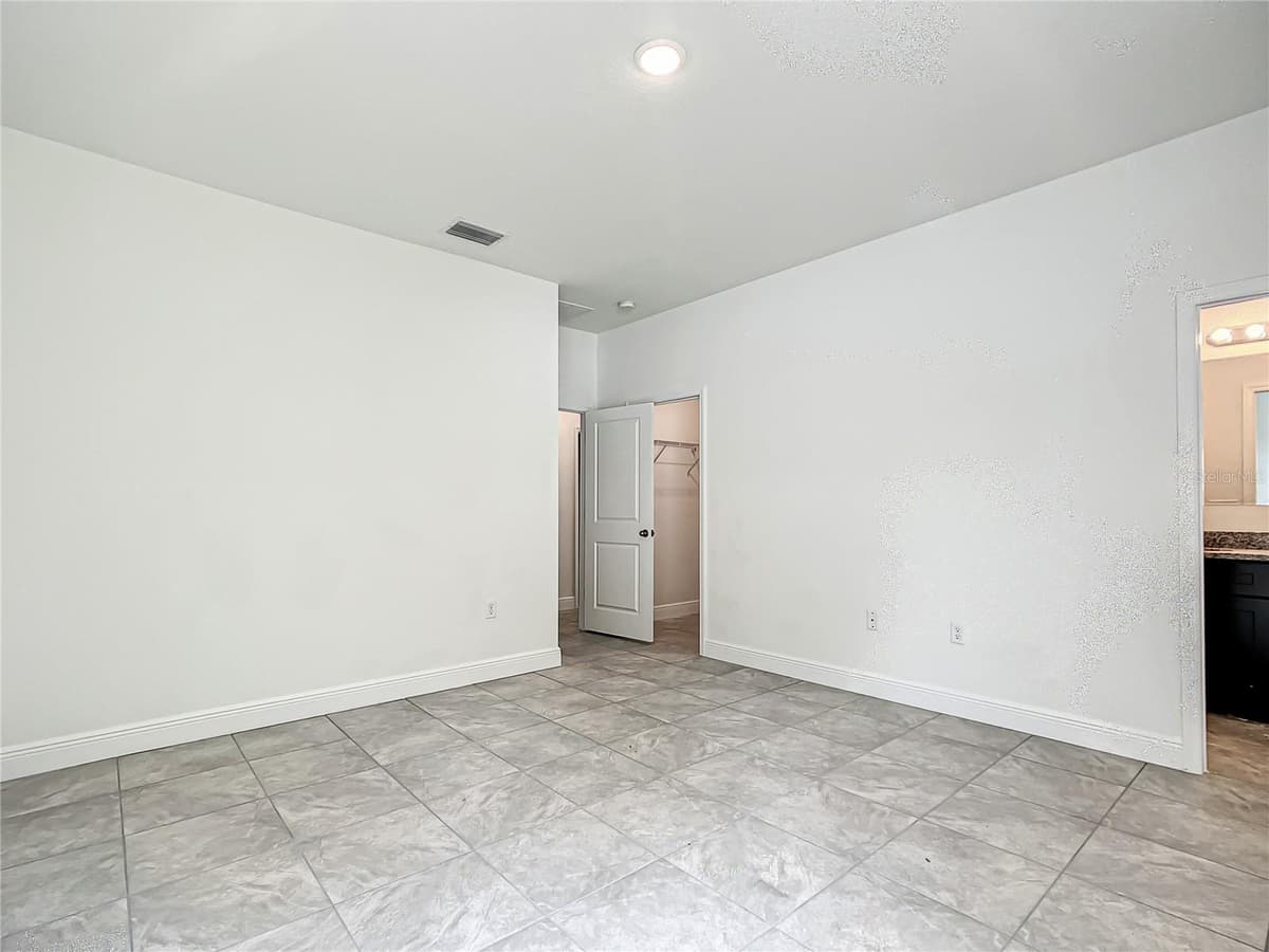 406 MARION OAKS TRAIL — photo 39 of 55