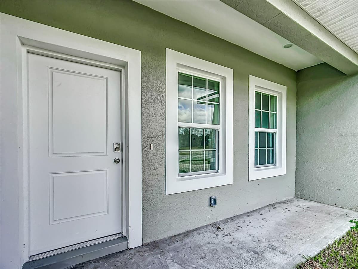406 MARION OAKS TRAIL — photo 7 of 55