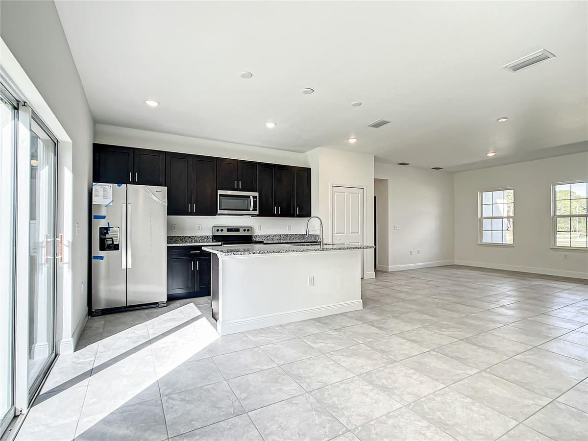 406 MARION OAKS TRAIL — photo 19 of 55