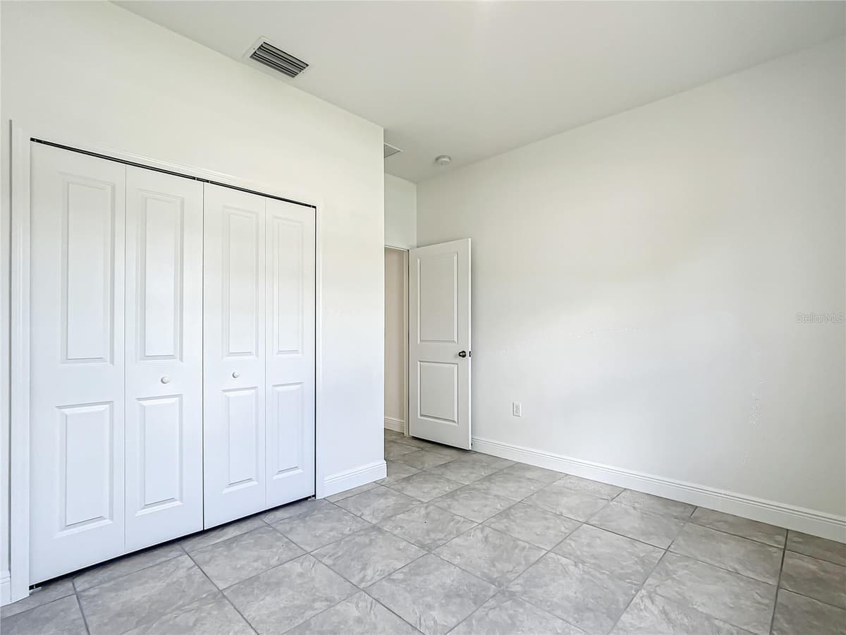 406 MARION OAKS TRAIL — photo 37 of 55