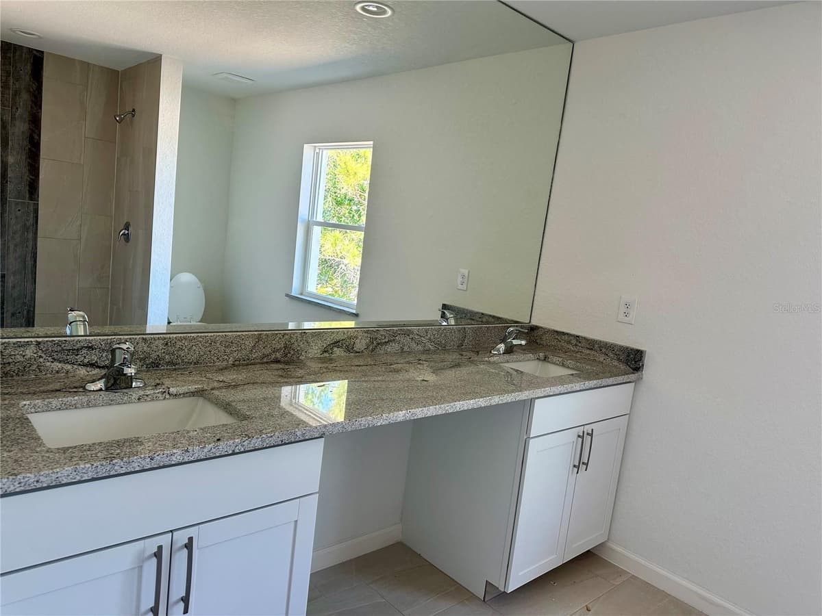 9172 RAVEL STREET — photo 12 of 26