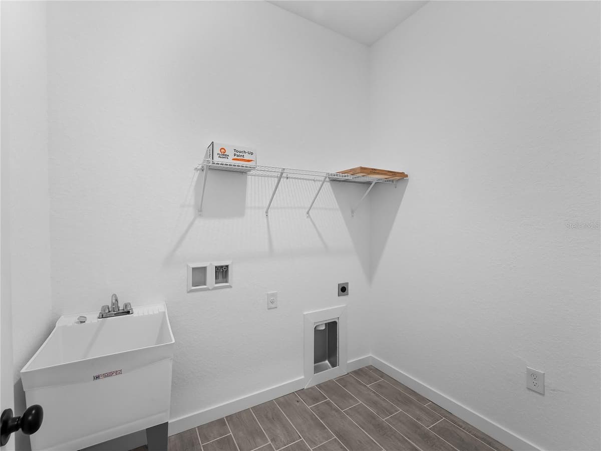 17339 ELMWOOD AVENUE — photo 39 of 57