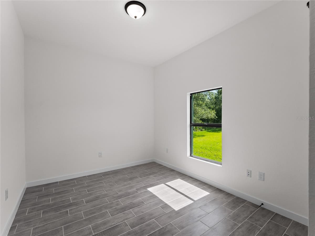 17339 ELMWOOD AVENUE — photo 32 of 57
