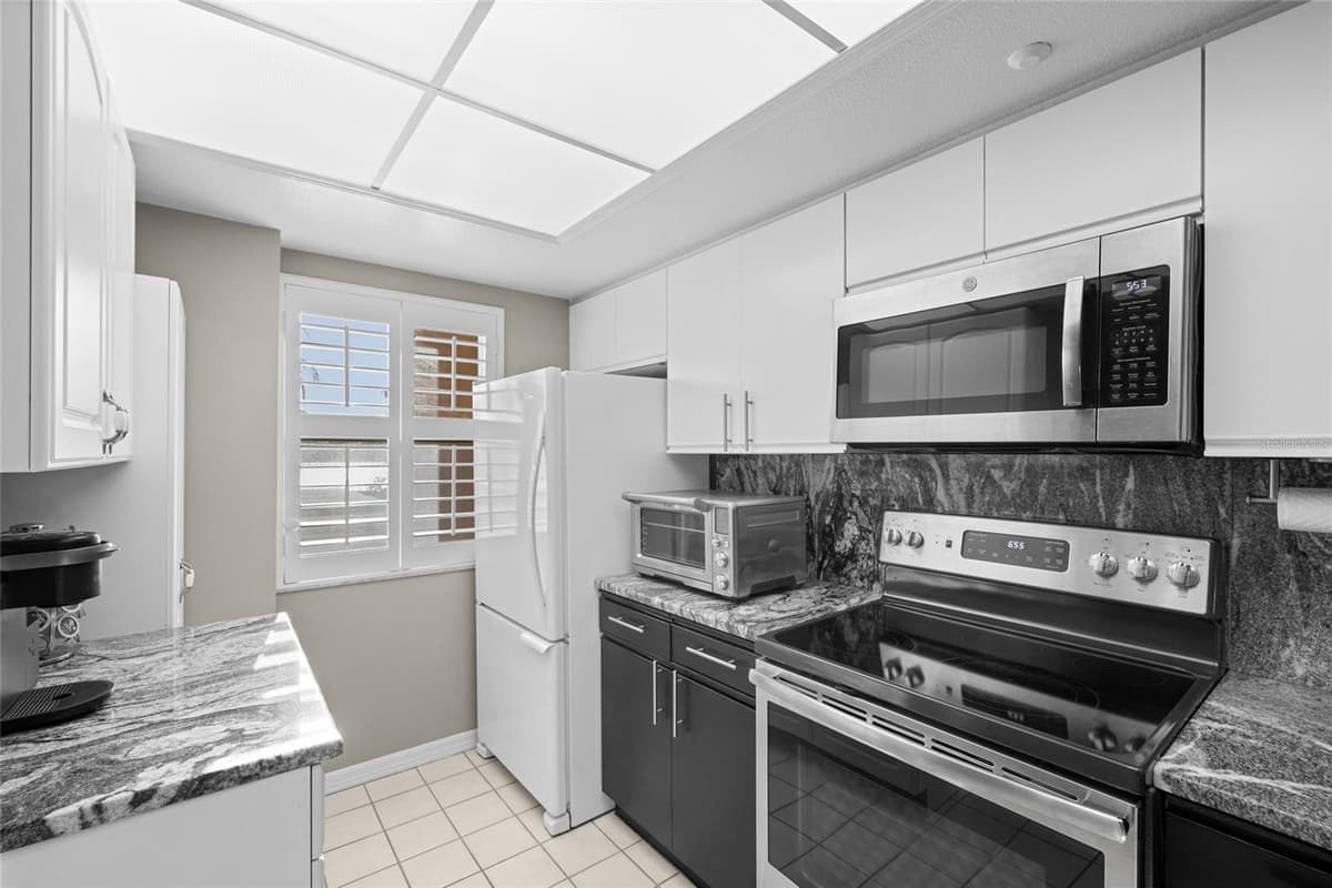 2320 TERRA CEIA BAY BOULEVARD — photo 9 of 44