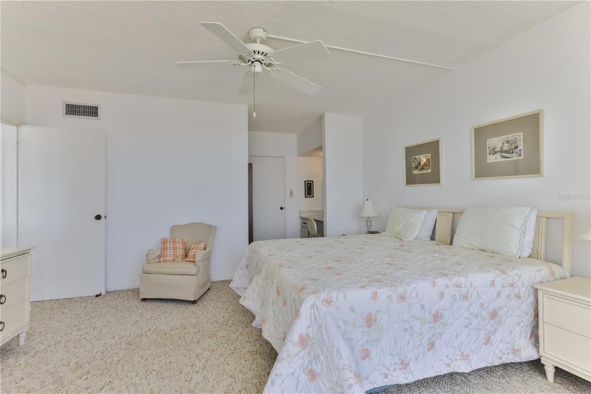 1133 OCEAN SHORE BOULEVARD — photo 31 of 46