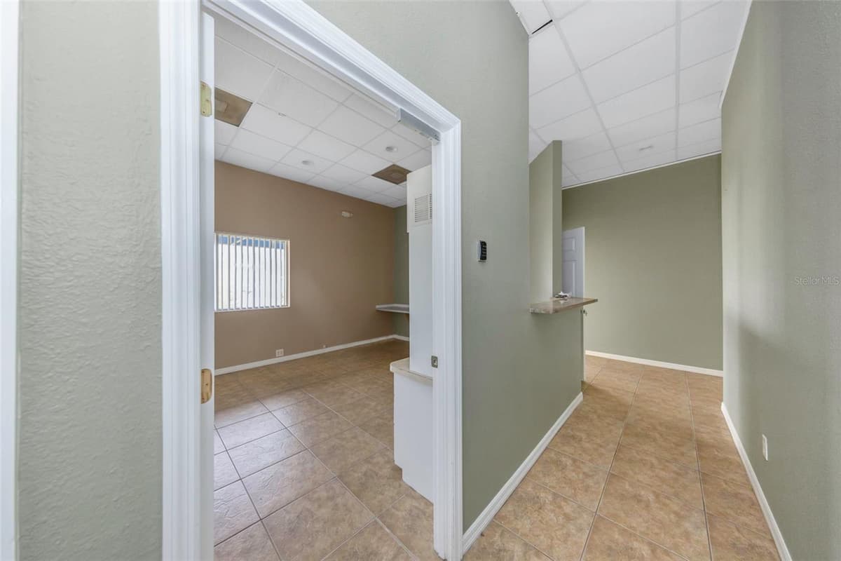 655 INDIANA AVENUE — photo 49 of 100