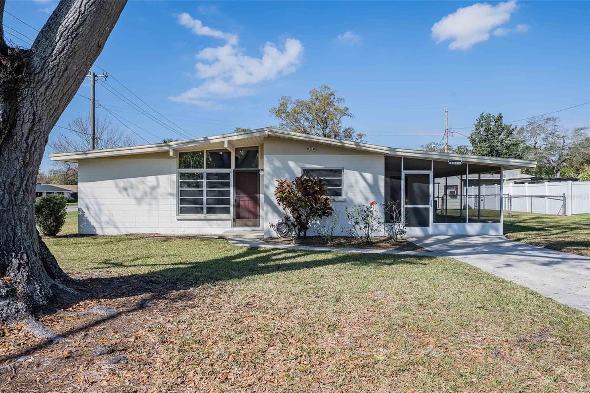 1831 STAUNTON AVENUE — photo 1 of 15