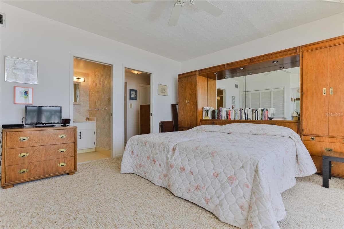 1133 OCEAN SHORE BOULEVARD — photo 32 of 56
