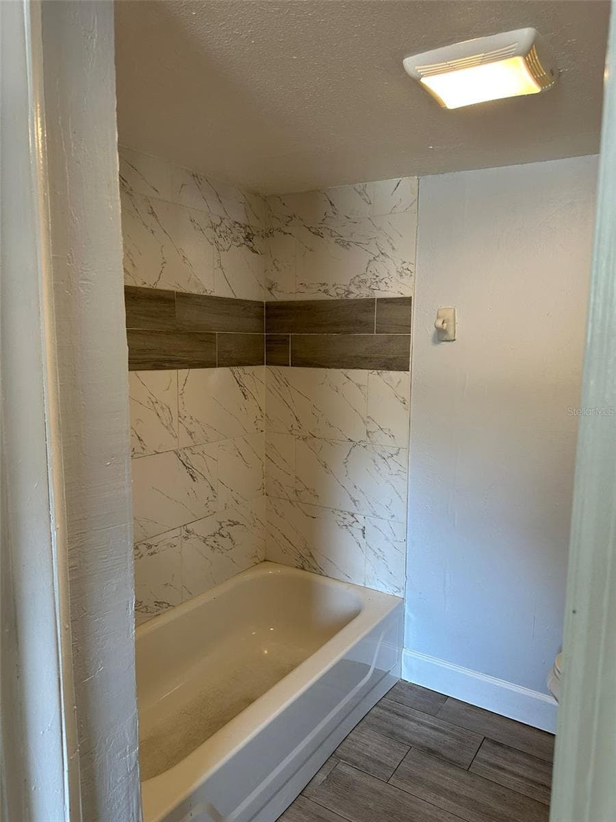 3718 19TH AVENUE — photo 7 of 23