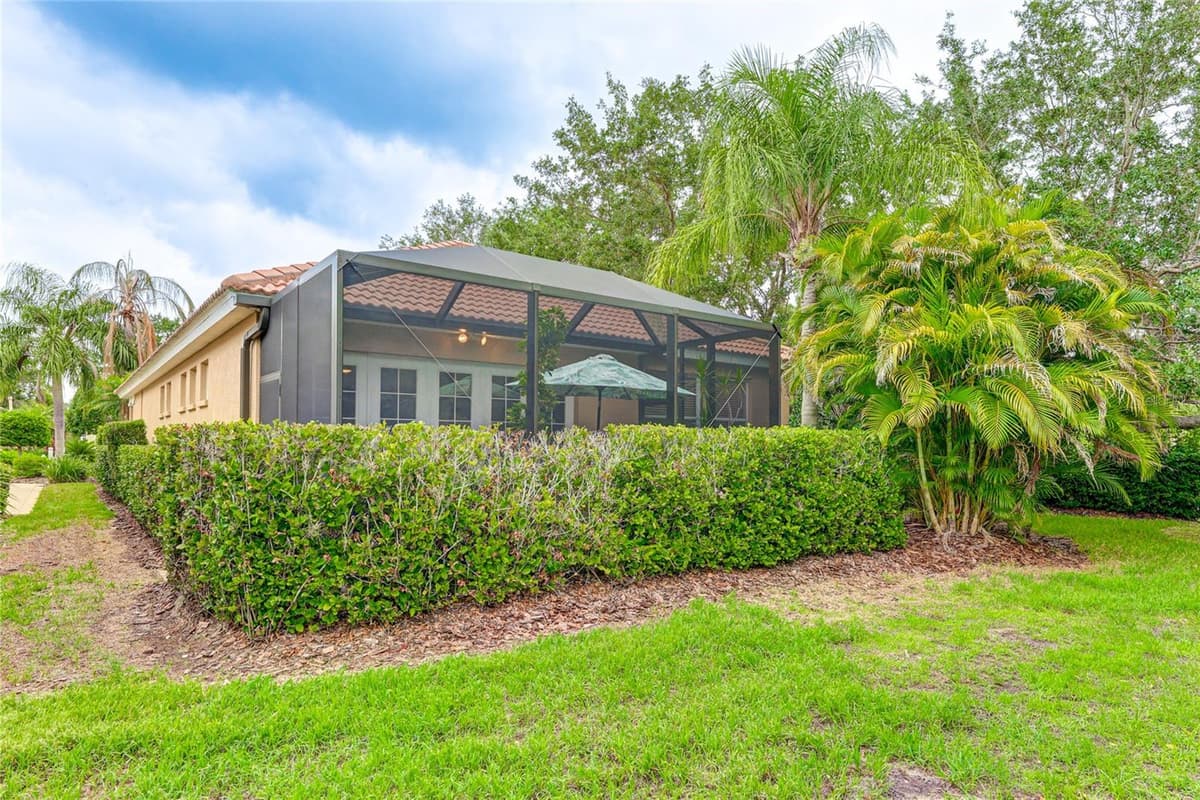 6103 AVIARY COURT — photo 28 of 38