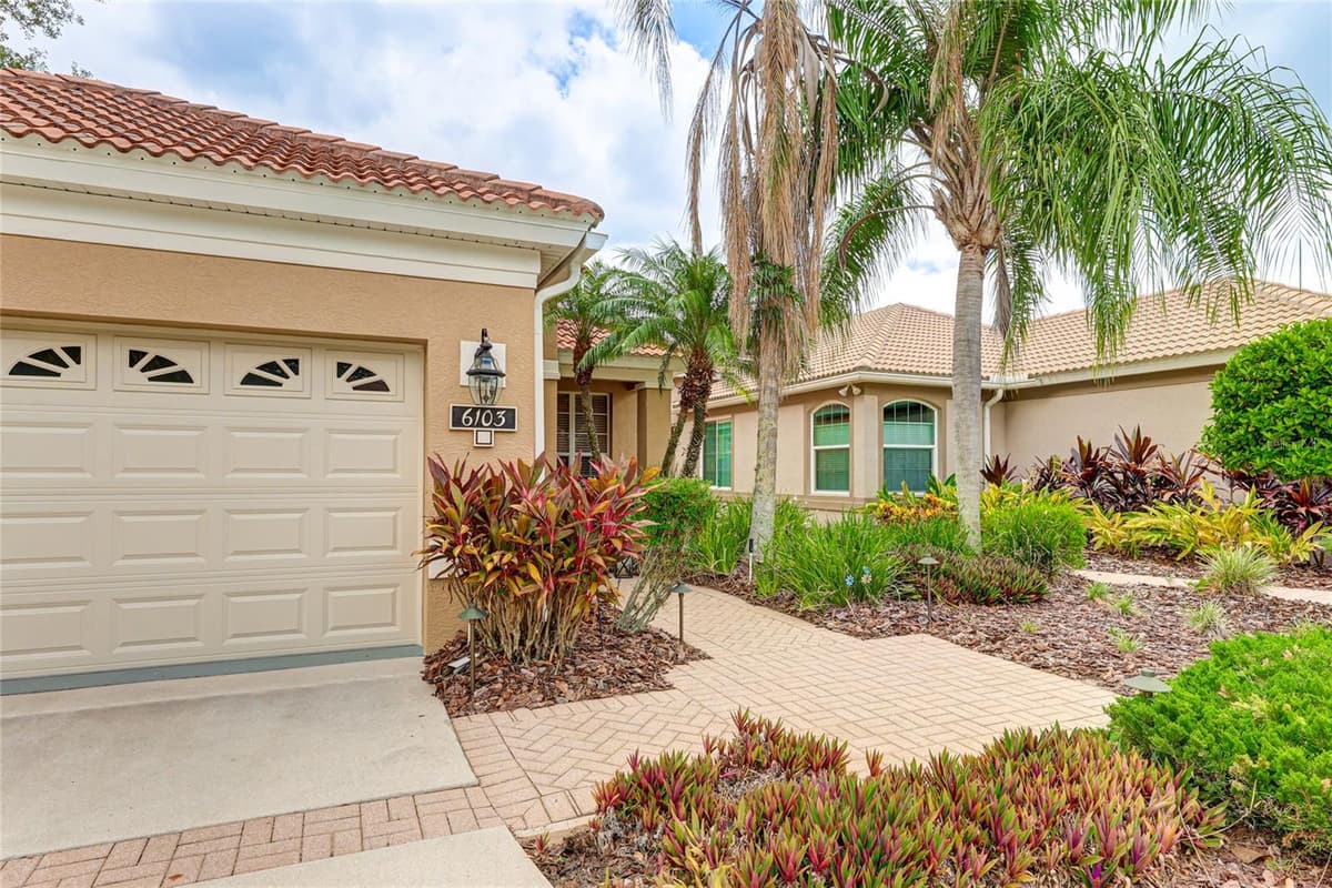 6103 AVIARY COURT — photo 3 of 38