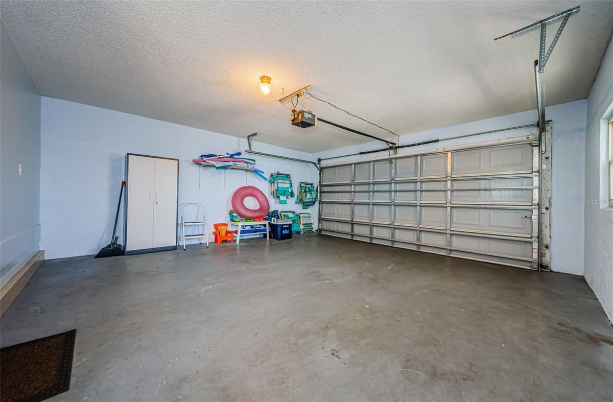 479 E SHORE DR — photo 40 of 61