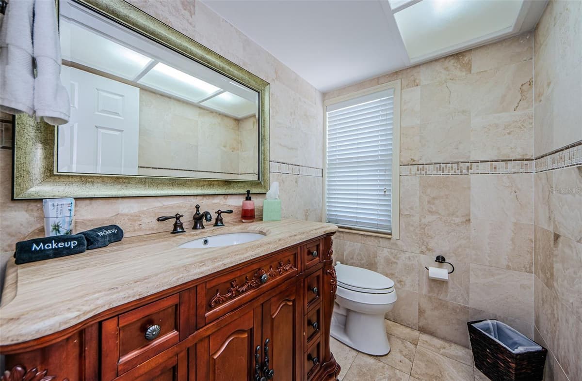 479 E SHORE DR — photo 16 of 61