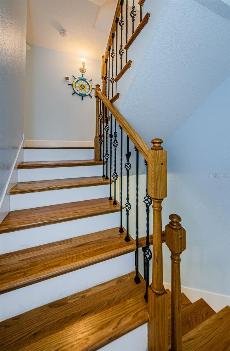 479 E SHORE DR — photo 22 of 61