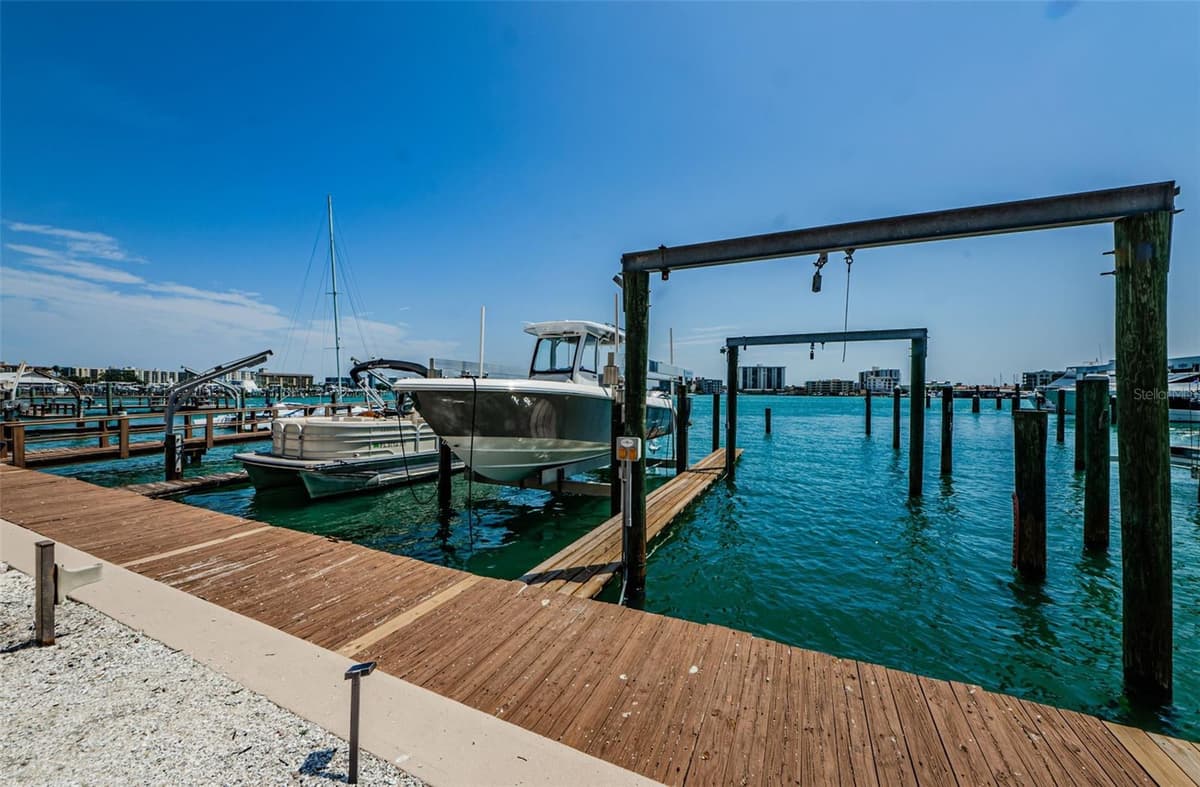479 E SHORE DR — photo 46 of 61