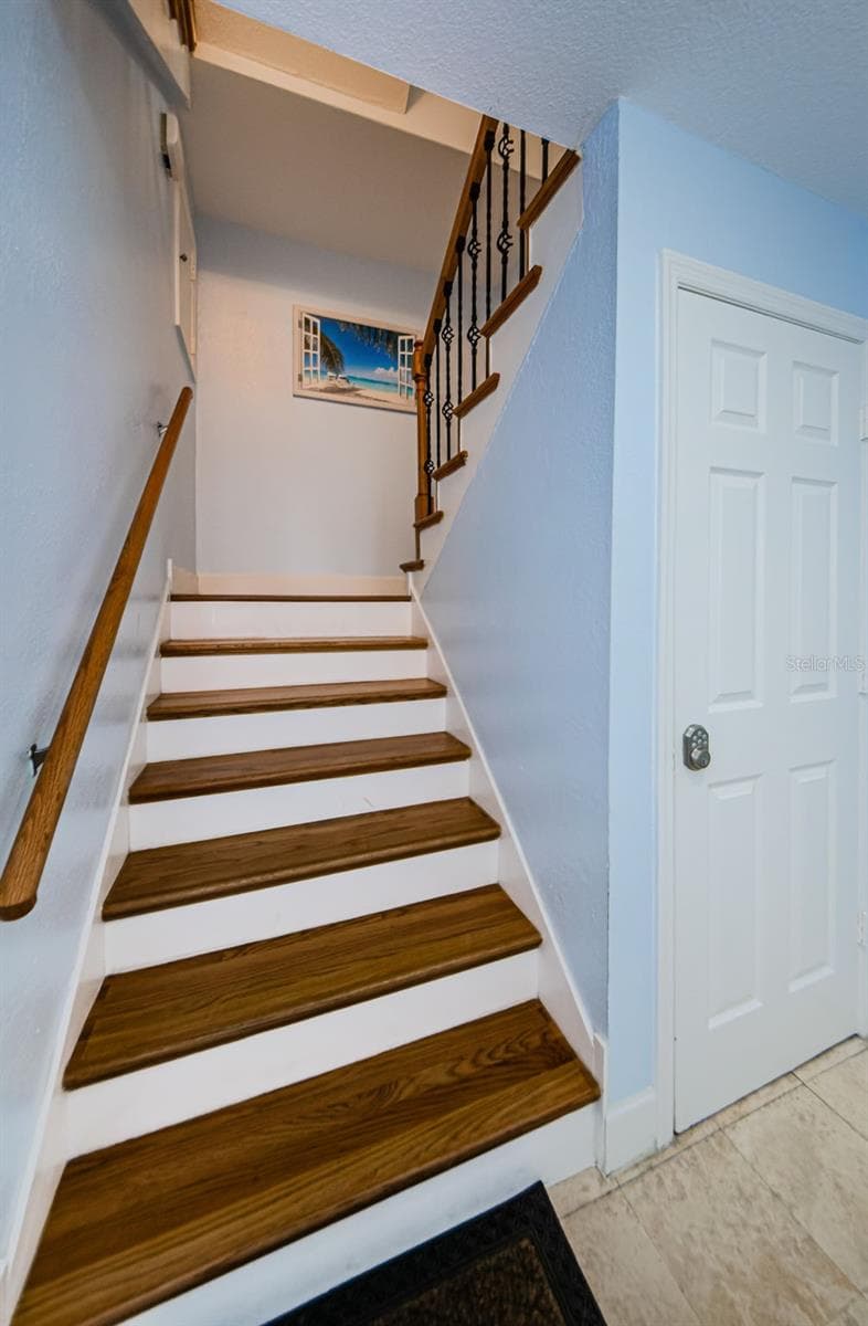 479 E SHORE DR — photo 38 of 61
