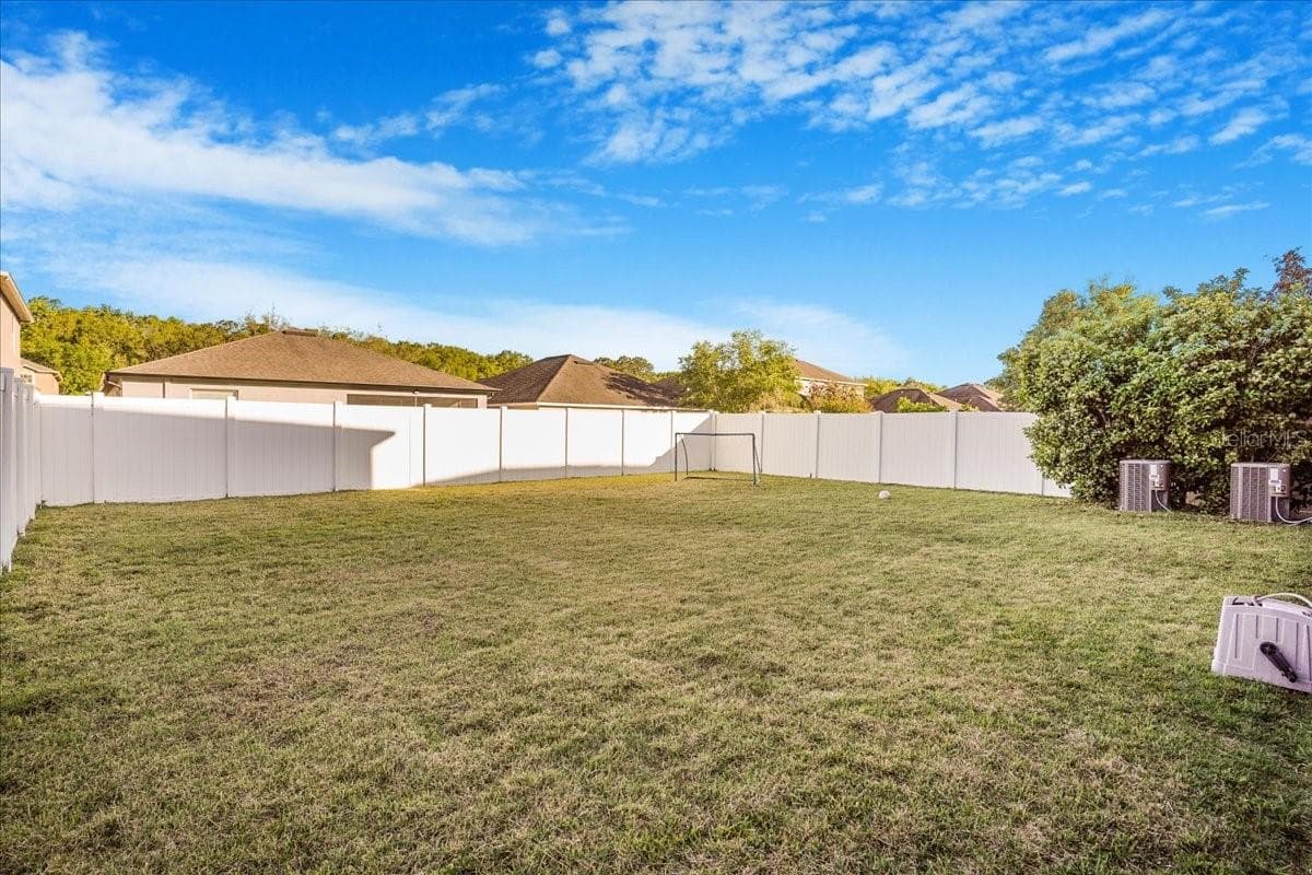 20427 CAROLINA CHERRY COURT — photo 25 of 59
