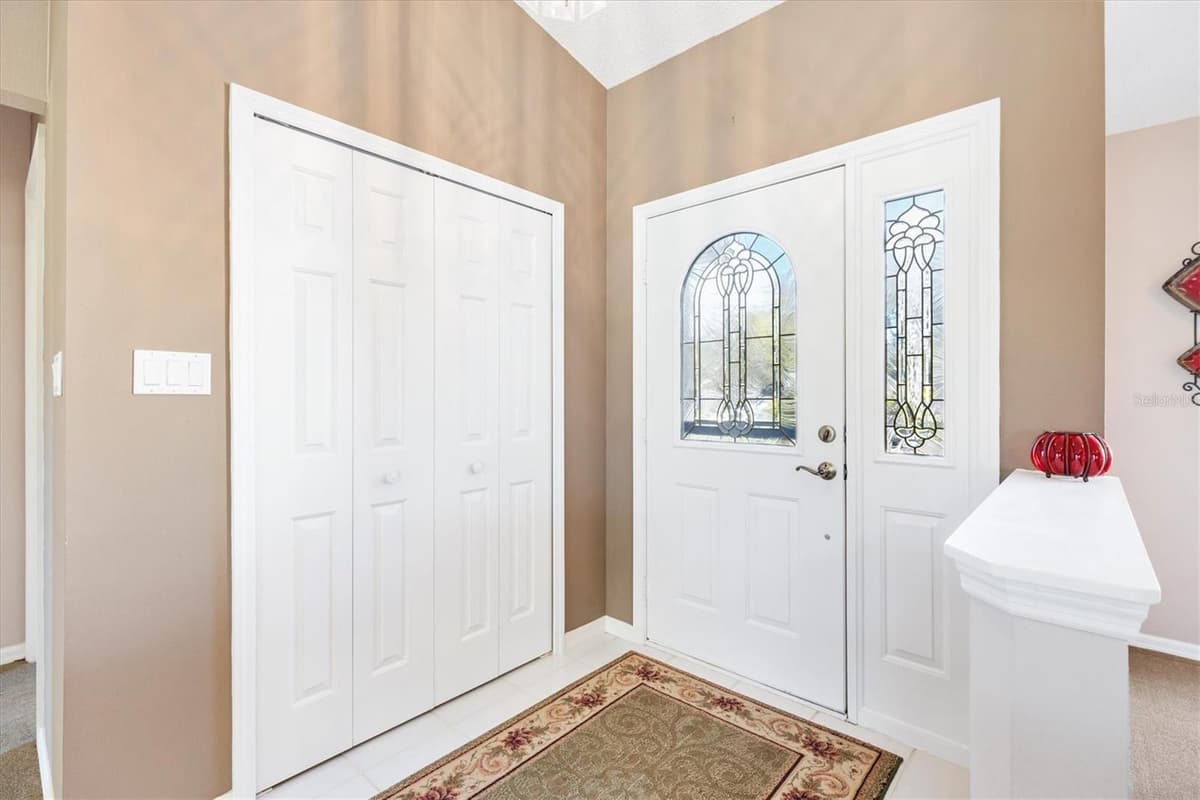 3909 RIVER CREST CIRCLE — photo 5 of 41