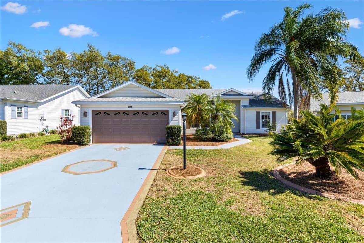 3909 RIVER CREST CIRCLE — photo 1 of 41