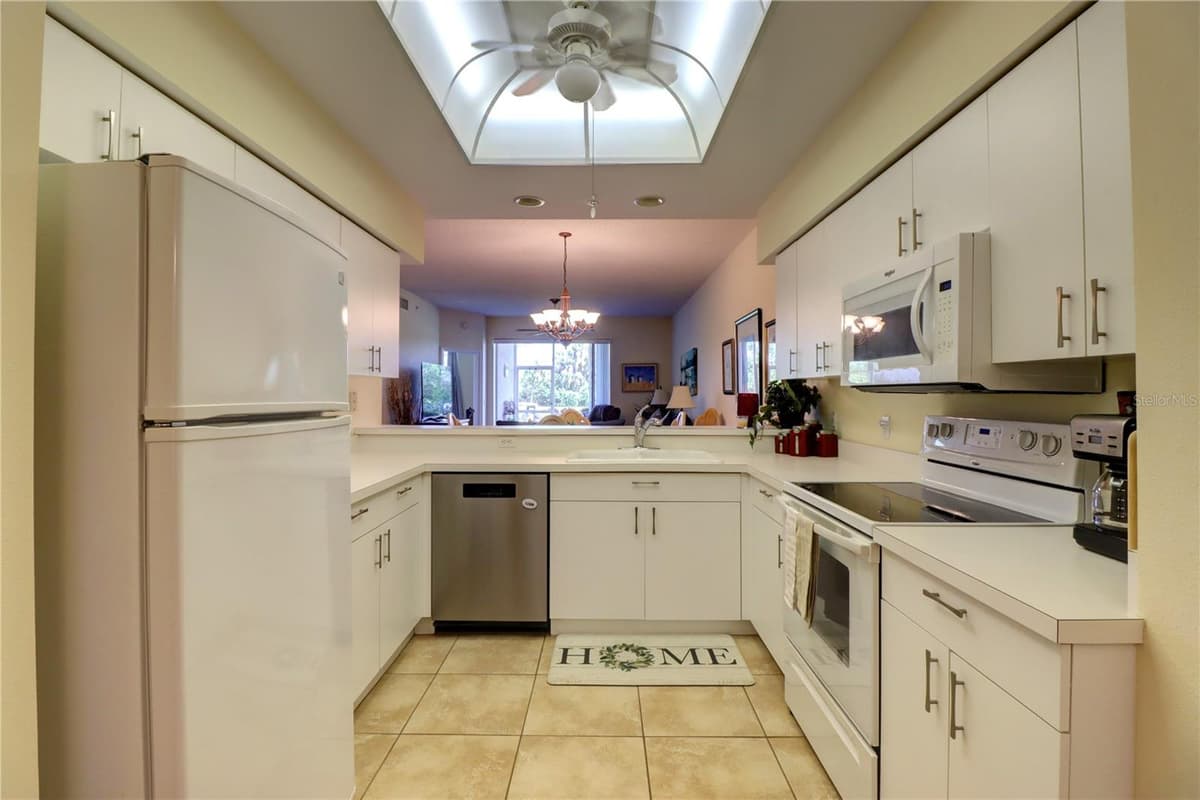 5211 MAHOGANY RUN — photo 20 of 37